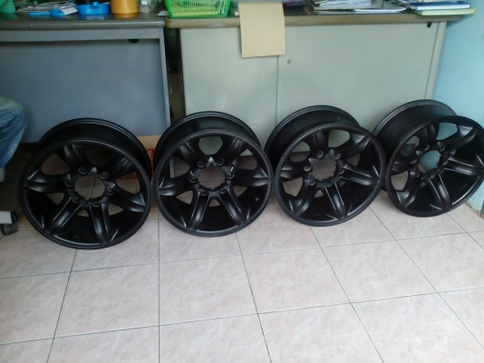 ขายเล็บเหยี่ยวแท้ๆสวยๆครับ