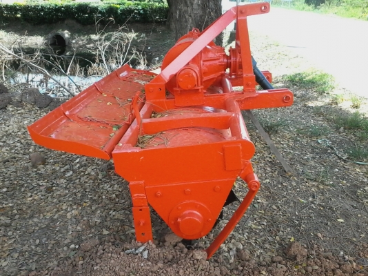 ขายโรโตรี่ยี่ห้อบรรหยัดเหมาะสำหรับรถไถใหญ่