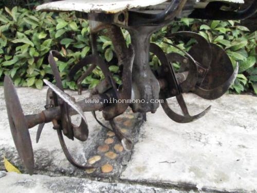 เครื่องพรวนดิน !!!    HONDA    F200  รหัสสินค้า : 14001949   หรือเพิ่มเติมไดที่ www.nihonmono.com