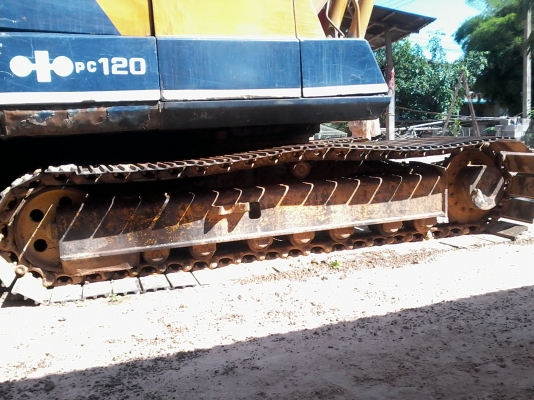 ขายครับแพคคู่   pc120-3   10ล้อหัวยาวอีซูสุเพลาเดียว มีสโลยางดี แต่ไม่มีทะเบียน