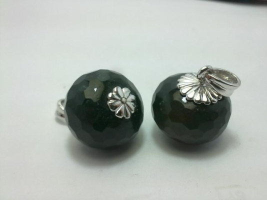 ีจี้เงินหยก