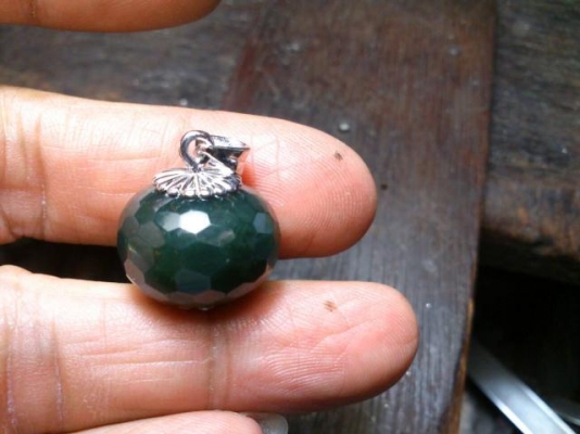 ีจี้เงินหยก