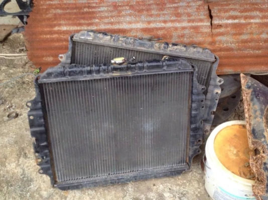 หม้อน้ำ อีซุซุ TFR