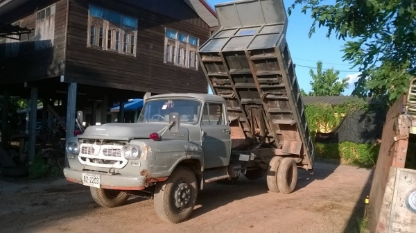 ขาย 6 ล้อหัวยาวดั้ม คัสซีสวยจัดตลอดเส้น เครื่อง DA120 เฟืองท้ายจัมโบ้ พวงมาลัยพาวเวอร์ ระบบแอร์ครบ ยางดี ทะเบียนพร้อมโอน ราคาต่อรองได้