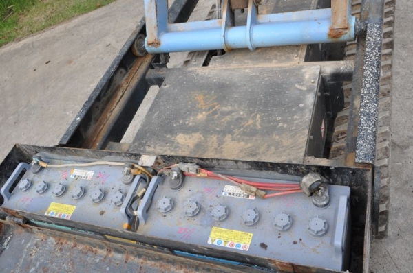 ขายรถกระเช้า AICHI SKY TOWER แทรคยาง สภาพสวยเดิมจากญี่ปุ่นยังไม่เคยใช้ในไทย68,000เท่านั้น!!