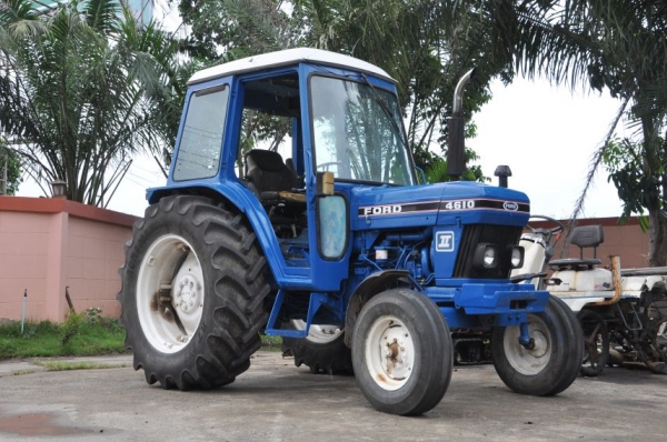 ขายรถไถFORD4610 สภาพสวยเดิมจากญี่ปุุ่นยังไม่เคยใช้ในไทย 259,000เท่านั้น!!