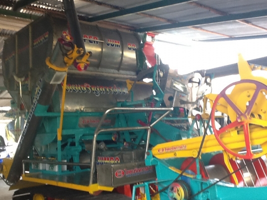 ขายรถเกี่ยวข้าวไทยเจริญ