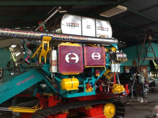 ขายรถเกี่ยวข้าวไทยเจริญ