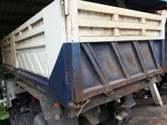 รถฮีโน่ 10  ล้อดั้ม 320 แรงม้า. ปี 50  ( ขายแม่ , ลูก )   สนใตติดต่อ 081 - 6079515