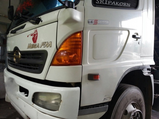 รถฮีโน่ 10  ล้อดั้ม 320 แรงม้า. ปี 50  ( ขายแม่ , ลูก )   สนใตติดต่อ 081 - 6079515