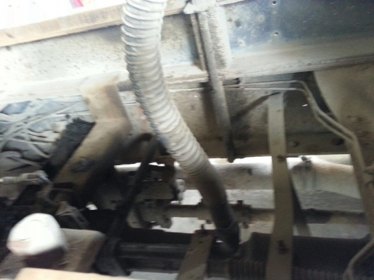 รถฮีโน่ 10  ล้อดั้ม 320 แรงม้า. ปี 50  ( ขายแม่ , ลูก )   สนใตติดต่อ 081 - 6079515