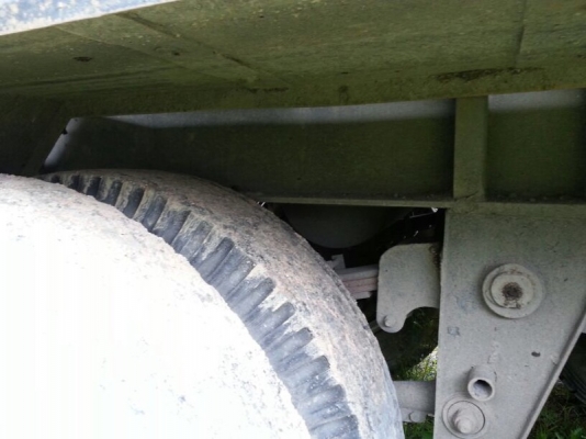 รถฮีโน่ 10  ล้อดั้ม 320 แรงม้า. ปี 50  ( ขายแม่ , ลูก )   สนใตติดต่อ 081 - 6079515