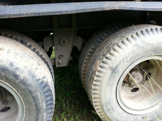 รถฮีโน่ 10  ล้อดั้ม 320 แรงม้า. ปี 50  ( ขายแม่ , ลูก )   สนใตติดต่อ 081 - 6079515