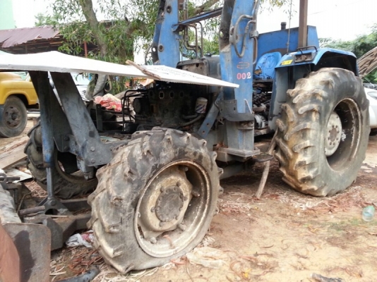 รถไถ  TT75  2 เพลา.   ( ขายตามสภาพ )  สนใจติดต่อ 081 - 6079515