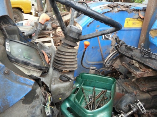 รถไถ TT75 2 เพลา. ( ขายตามสภาพ ) สนใจติดต่อ 081 - 6079515 รถไถ TT75 2 เพลา. ( ขายตามสภาพ ) สนใจติดต่อ 081 - 6079515