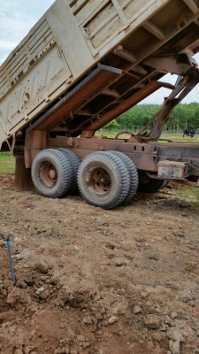 รถฮีโน่ 10 ล้อดั้ม FM227 220 แรงม้า. ปี 35 สนใจติดต่อ 081 - 6079515 รถฮีโน่ 10 ล้อดั้ม FM227 220 แรงม้า. ปี 35 สนใจติดต่อ 081 - 6079515