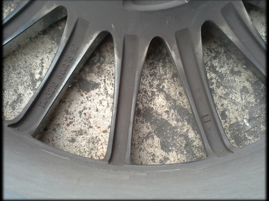 ล้อแม็กซ์พร้อมยาง Carlsson 5H112 ขอบ 18 นิ้ว สำหรับ Benz สวยๆ มือสองยุ่น ล้อแม็กซ์พร้อมยาง Carlsson 5H112 ขอบ 18 นิ้ว สำหรับ Benz สวยๆ มือสองยุ่น