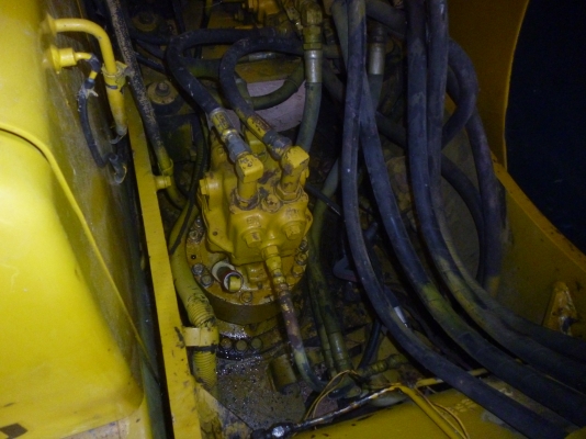 ขายแบคโคร สภาพสุดยอดนอกแท้ รับประกันความพอใจ (ราคาต่อรองได้)ครับ