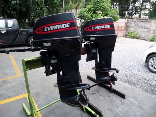 เครื่องเรือ EVINRUDE 40 แรง 2 ตัว 55000
