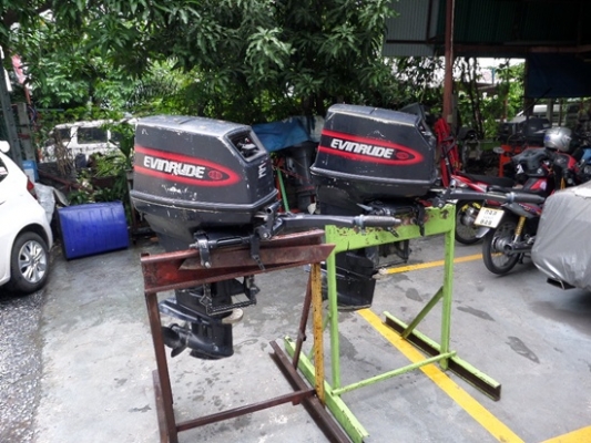 เครื่องเรือ EVINRUDE 40 แรง 2 ตัว 55000