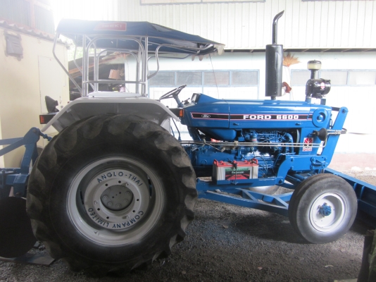 ขายรถไถ6600แท้เดิมๆสวยมากๆทะเบียนพร้อมโอน