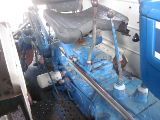 ขายรถไถ6600แท้เดิมๆสวยมากๆทะเบียนพร้อมโอน