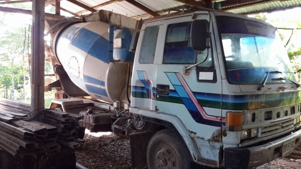 ขายรถโม่ปูน อีซูซุร็อคกี้ 175 6BG1 FRRเครื่องดี โม่ทำงานได้เลย เอกสารพร้อมโอน เล่มทะเบียนพร้อมชุดโอน ขายรถโม่ปูน อีซูซุร็อคกี้ 175 6BG1 FRRเครื่องดี โม่ทำงานได้เลย เอกสารพร้อมโอน เล่มทะเบียนพร้อมชุดโอน