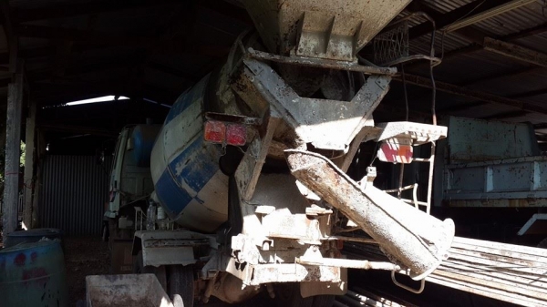 ขายรถโม่ปูน อีซูซุร็อคกี้ 175 6BG1 FRRเครื่องดี โม่ทำงานได้เลย เอกสารพร้อมโอน เล่มทะเบียนพร้อมชุดโอน ขายรถโม่ปูน อีซูซุร็อคกี้ 175 6BG1 FRRเครื่องดี โม่ทำงานได้เลย เอกสารพร้อมโอน เล่มทะเบียนพร้อมชุดโอน