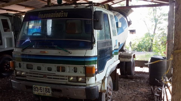 ขายรถโม่ปูน อีซูซุร็อคกี้ 175 6BG1 FRRเครื่องดี โม่ทำงานได้เลย เอกสารพร้อมโอน เล่มทะเบียนพร้อมชุดโอน ขายรถโม่ปูน อีซูซุร็อคกี้ 175 6BG1 FRRเครื่องดี โม่ทำงานได้เลย เอกสารพร้อมโอน เล่มทะเบียนพร้อมชุดโอน