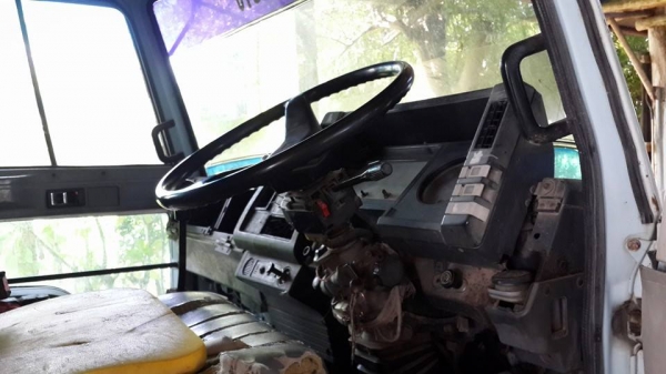 ขายรถโม่ปูน อีซูซุร็อคกี้ 175 6BG1 FRRเครื่องดี โม่ทำงานได้เลย เอกสารพร้อมโอน เล่มทะเบียนพร้อมชุดโอน