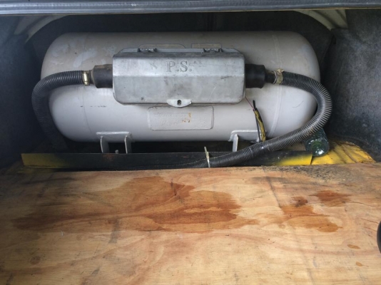 ขายราคาสุดท้าย 40,000ถ้วน Toyota โดเรม่อน แนวเรโทรจบๆเครื่อง 4af 1600 lpg ลงเล่ม เบาะแต่ง ล้อล้นๆ เครื่องเสียงนิดหน่อย