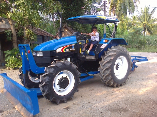 ขาย TS 90 นิวฮอลแลน  ดันหน้าหาง 3 ไคเฮงหลี เล่มทะเบียน