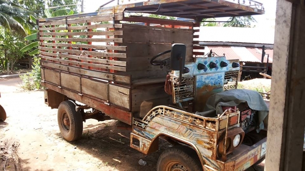 **88,000 บ.ต่อรอง**ขายแต๋น4ล้อเพลาลอย เครื่อง KUBOTA ET11แรง เกียร์ NISSAN คาบ้อล คานหน้า BUDDY เฟืองท้ายเพลาลอย ELF คัสซีหน้า4 เครื่องดีสตาร์ทติดง่าย แน่นดี เสียงดี แรง เกียร์ดีไม่หลุด คัสซีดี เดิมๆไม่ผุ แหนบเสริมแล้ว กระบะพื้นไม้คอกไม้สภาพดี พื้นดี คอกด