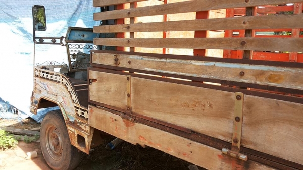 **88,000 บ.ต่อรอง**ขายแต๋น4ล้อเพลาลอย เครื่อง KUBOTA ET11แรง เกียร์ NISSAN คาบ้อล คานหน้า BUDDY เฟืองท้ายเพลาลอย ELF คัสซีหน้า4 เครื่องดีสตาร์ทติดง่าย แน่นดี เสียงดี แรง เกียร์ดีไม่หลุด คัสซีดี เดิมๆไม่ผุ แหนบเสริมแล้ว กระบะพื้นไม้คอกไม้สภาพดี พื้นดี คอกด