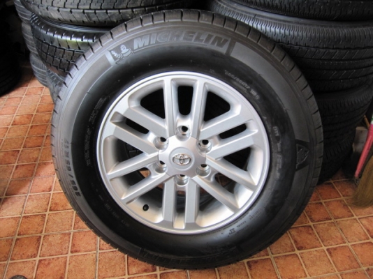 ขายล้อแม็กป้ายแดง TOYOTA VIGO CHAPM ขอบ 17 พร้อมยางปี 14