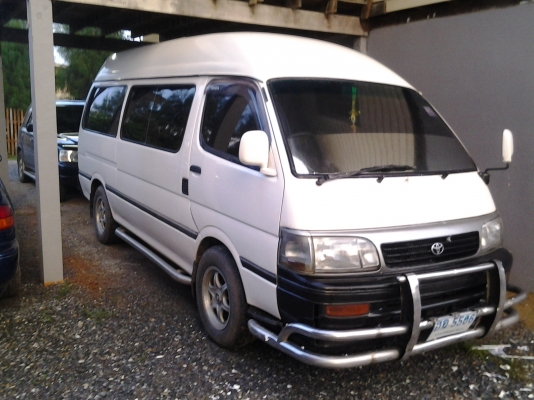 หลังคาสูง เครื่องดีเซลเปลี่ยนใหม่kz turbo แอร์หน้า หลังเย็น เบาะ4แถว