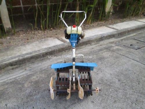 เครื่องกำจัดวัชพืชในร่องข้าว !!!    MARUYAMA    MKC303    รหัสสินค้า : 14001597   หรือเพิ่มเติมไดที่ www.nihonmono.com