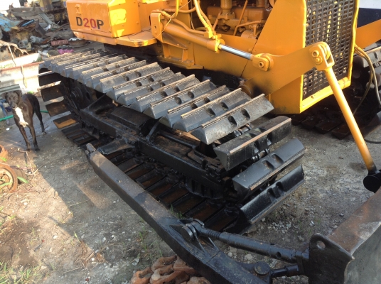 ขายD2-5 PL สภาพสวย พร้อมใช้งาน เครื่องดี ช่วงล่างดี ใบแทร็กเต็ม ราคาต่อรองได้