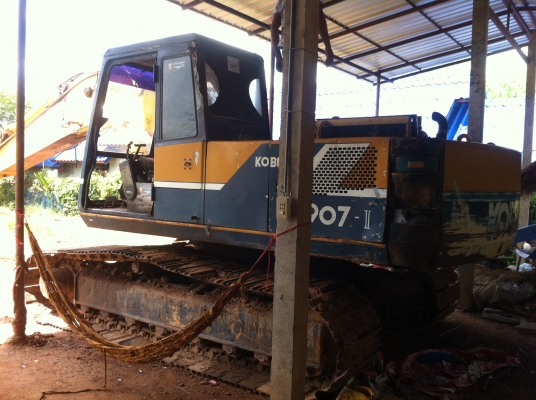 ขายแม็คโคร KOBELCO SK200MARK II เครื่อง6D31กรองเดียว สภาพพร้อมใช้งาน เอกสารสัญญาซื้อขาย