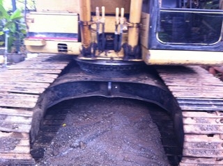 ขายรถแมคโค CAT 320 V1 รถพร้อมทำงาน789,000.- ขายรถแมคโค CAT 320 V1 รถพร้อมทำงาน789,000.-