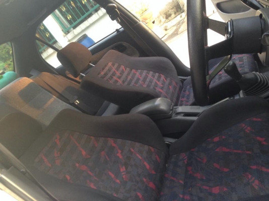 รถบ้าน3ห่วงตัวท๊อบเครื่อง4AGE 20V เกียร์ธรรมดา6สปีด แก๊ส+น้ำมัน แอร์เย็น ใครมองหาอยู่ไม่ผิดหวังครับ