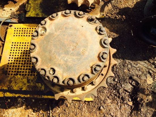 ขายด่วนตัวเดิน komatsu 200-5