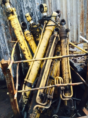 ขายด่วนกระบอก cat 320