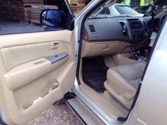 ขายรถกะบะ toyota hilux vigo ปี 2010 โฟร์วิล