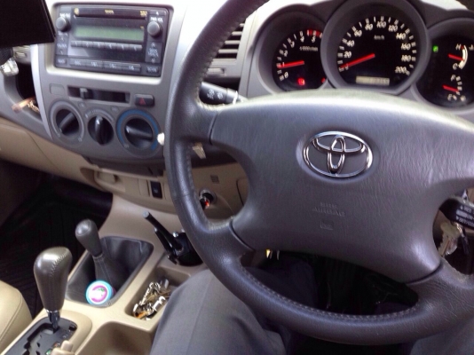 ขายรถกะบะ toyota hilux vigo ปี 2010 โฟร์วิล