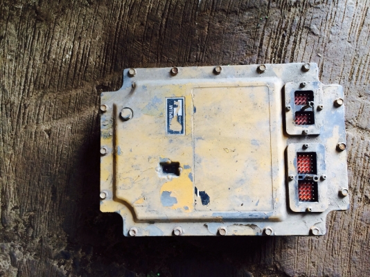 ขายด่วนหัวเก๋ง cat 320 พร้อมกล้องไฟ