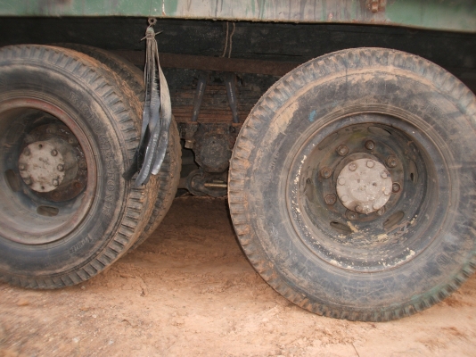 ขายรถสิบล้อ อีซูซุ 195 แรงม้า พวงมาลัยเพาเวอร์ เบรคทิฟฟี่ 1 เพลา กำลังทำเป็นเทลเลอร์บรรทุกรถเกี่ยว ขายรถสิบล้อ อีซูซุ 195 แรงม้า พวงมาลัยเพาเวอร์ เบรคทิฟฟี่ 1 เพลา กำลังทำเป็นเทลเลอร์บรรทุกรถเกี่ยว