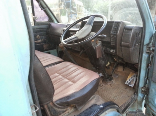 ขายรถสี่ล้อ Isuzu เครื่อง 90 ทะเบียนไม่ติดเวลา.พร้อมโอน ขายรถสี่ล้อ Isuzu เครื่อง 90 ทะเบียนไม่ติดเวลา.พร้อมโอน