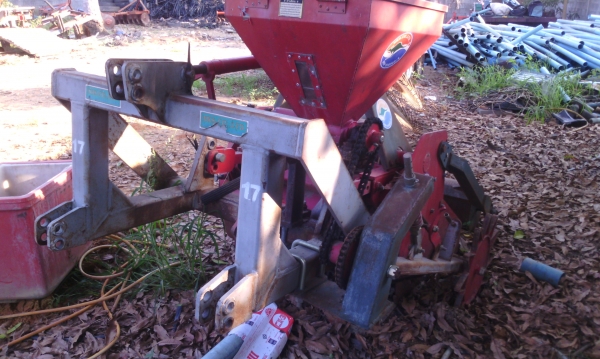 เครื่องไถเตรียมดินโรตารี่ มินิคอมบาย นครสวรรค์ สตีล