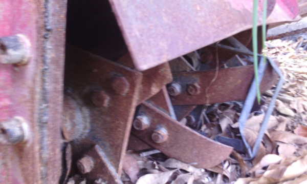 เครื่องไถเตรียมดินโรตารี่ มินิคอมบาย นครสวรรค์ สตีล